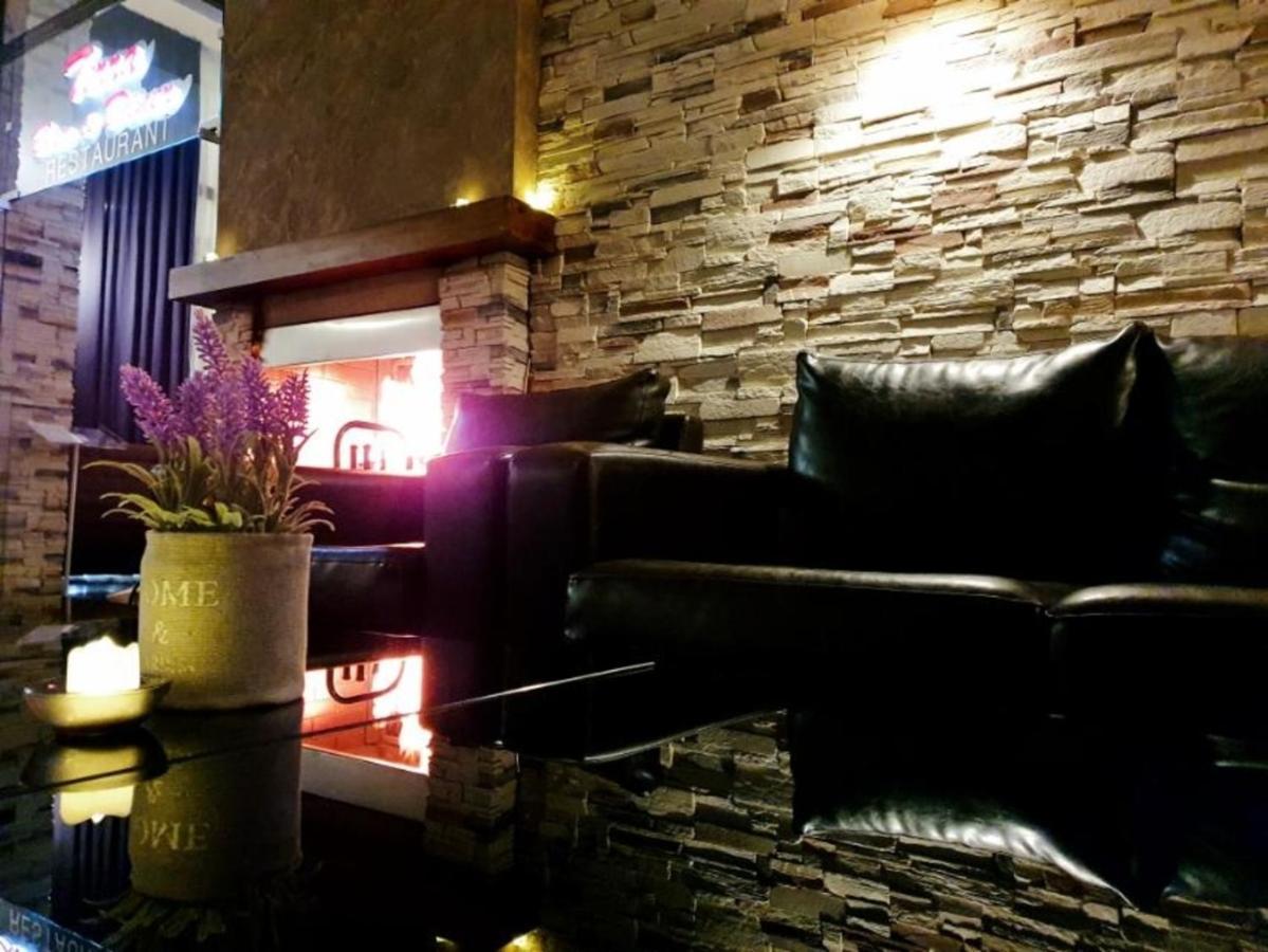 Terra Hotel Bansko Esterno foto